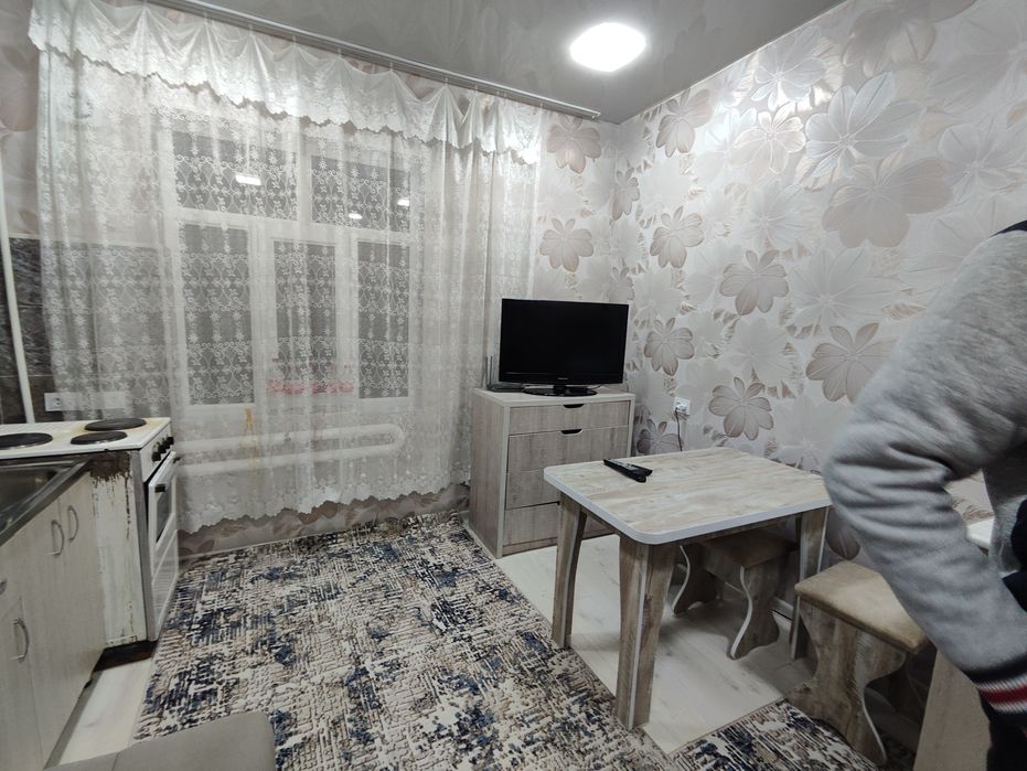 Продаётся 1 ком кв Сергели 2, бывшее общежитие