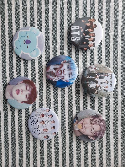 Значки kpop на бройка