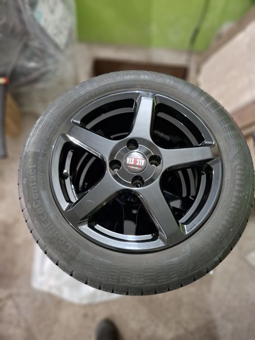 Продам колеса на авто