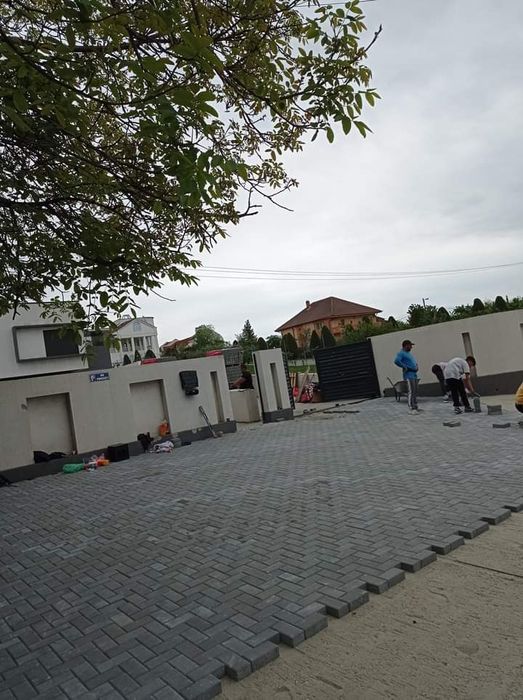 Montaj pavele și borduri