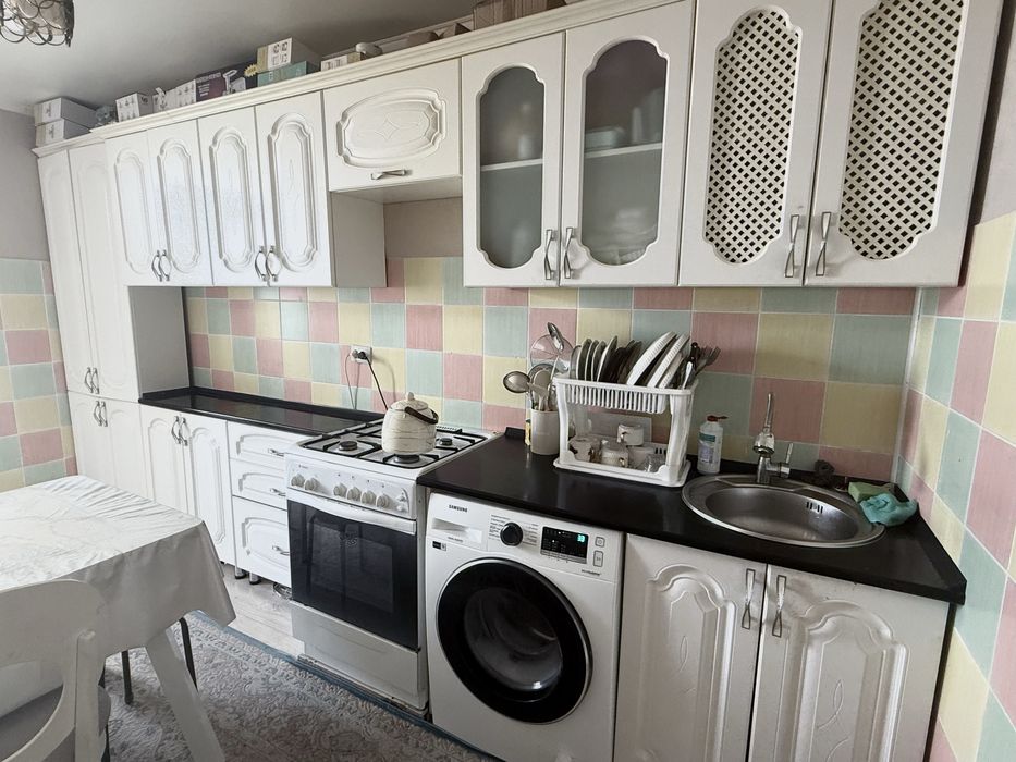 Кухонный гарнитур, белый