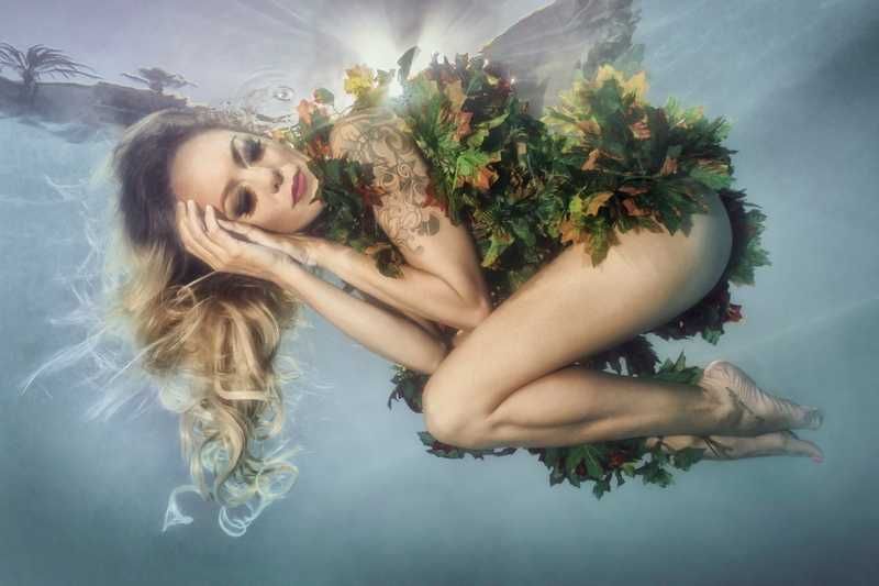 продавам подводен бокс “Ikelite” за Sony RX100V / VA