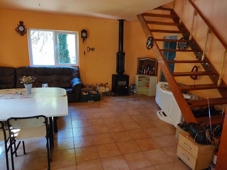 Vand casa de vacanta extravilan zona Baraj Gura Raului - coada lacului