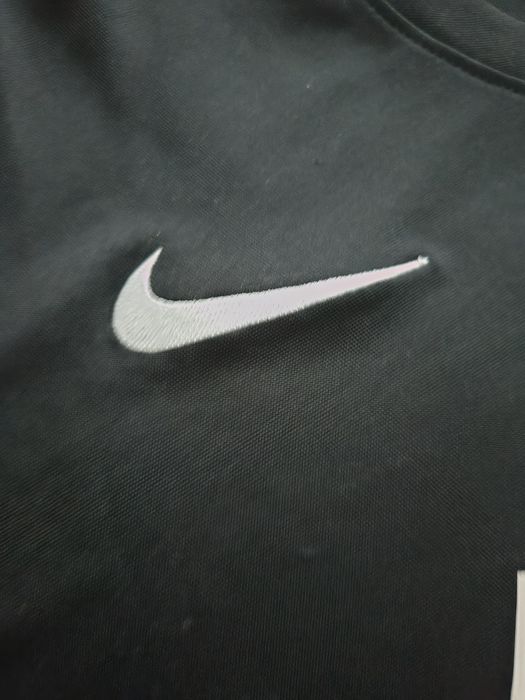 Оригинални тениски на NIKE