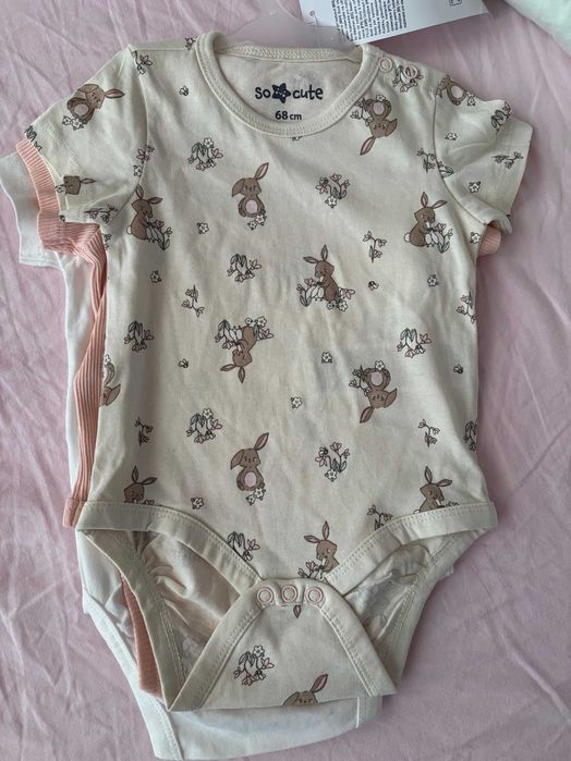 Нови бебешки дрехи