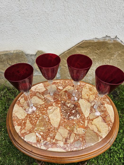 Сет 4 броя чаши за вино