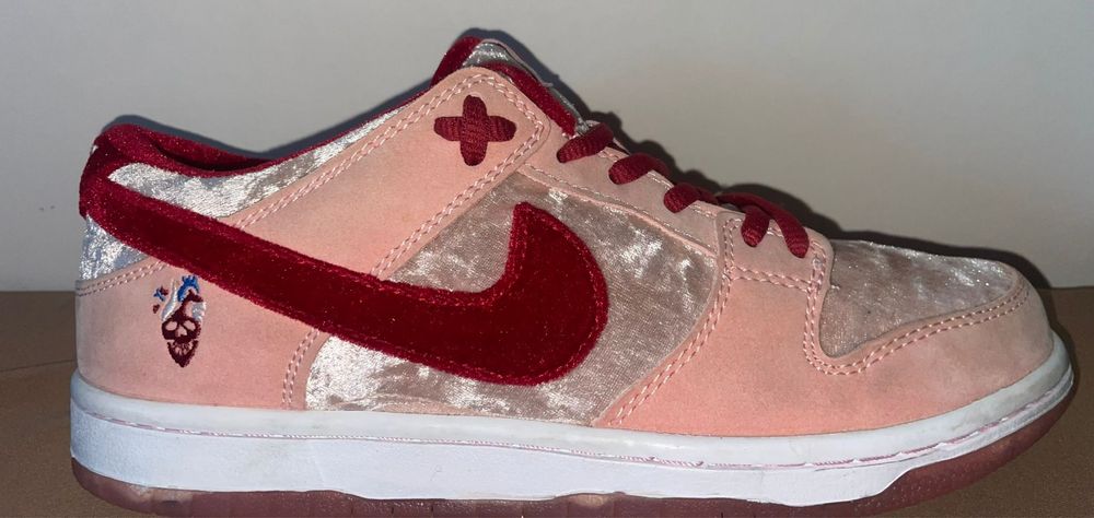 Vand Nike SB Dunk Low StrangeLove