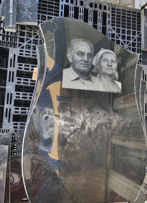 Foto Gravura in Granit, Quartz, Mozaic, Sticla, Gresie, Faianta