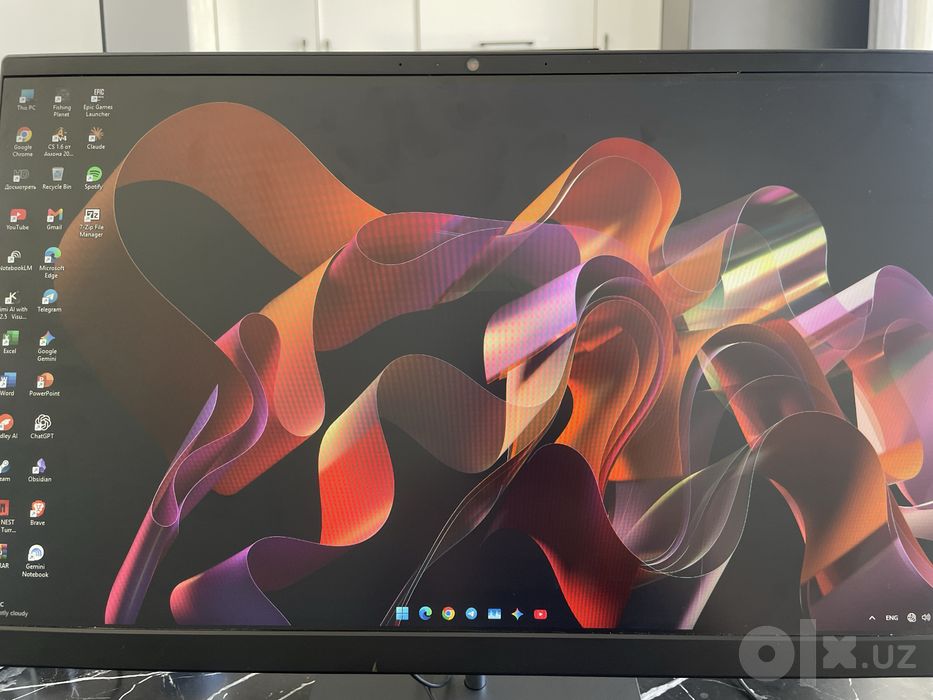 Моноблок Lenovo | i5-10210U / 8 /256 SSD / 24 "FHD / 11 Pro