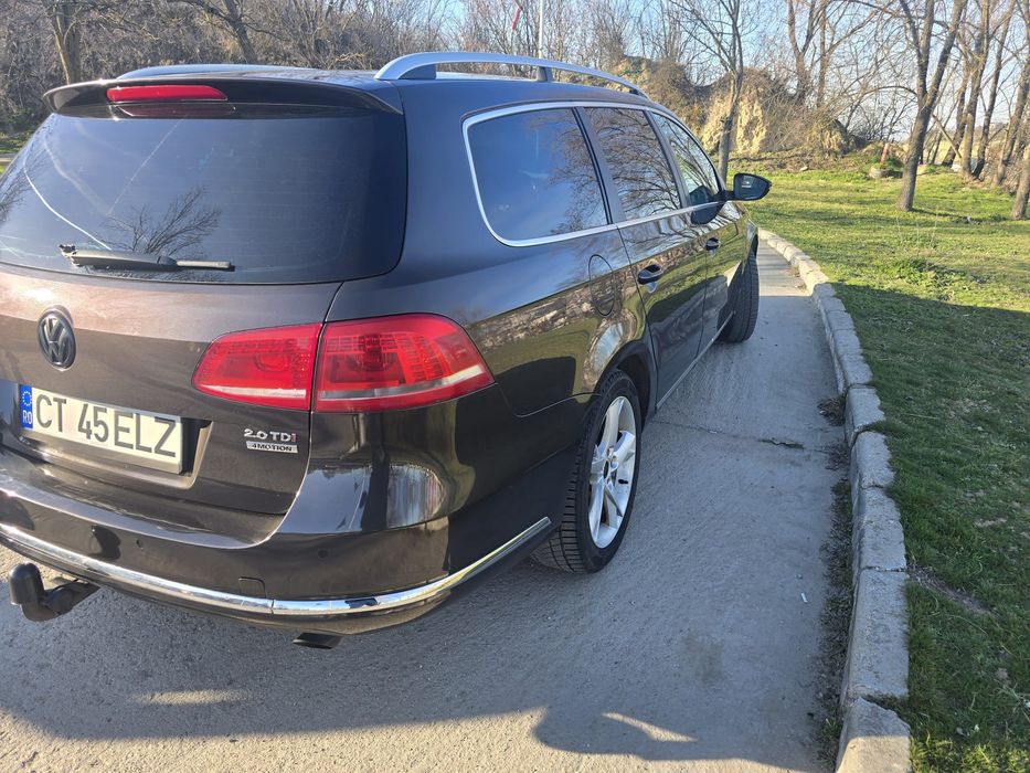 Vand sau schimb cu auto mai ieftin