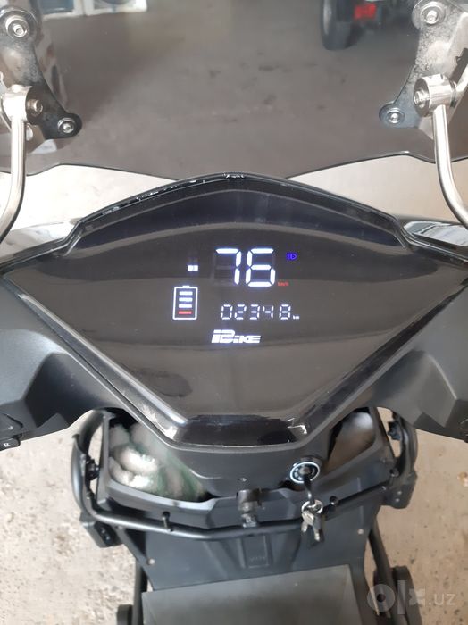 Skuter  Skillmax qora