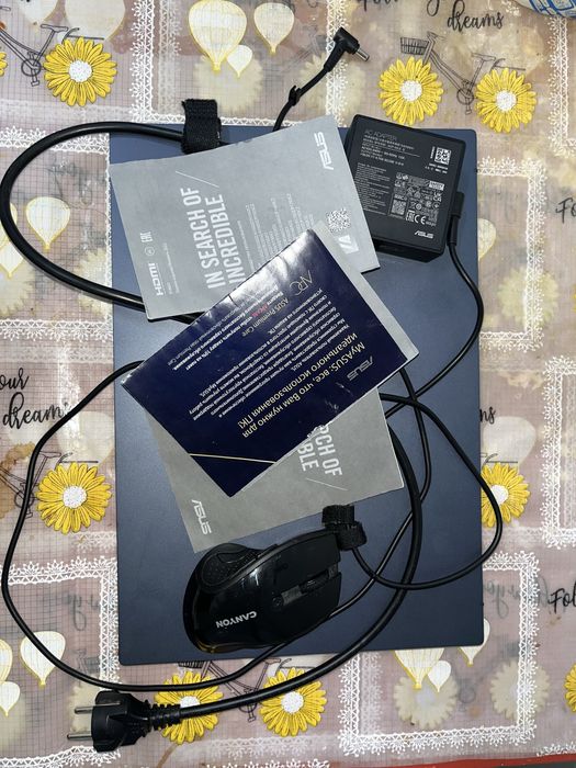 Asus Vivobook Laptop