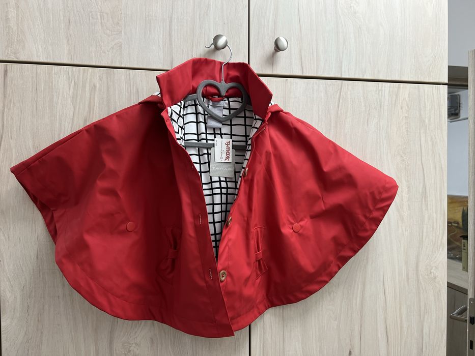 Pelerina ploaie 3/4 ani marime 104