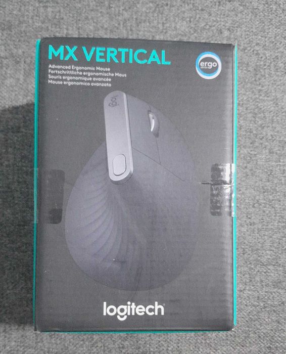 Mouse wireless Logitech MX Vertical, design ergonomic