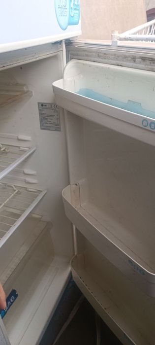 Продам б.у. холодильники и газовые плиты