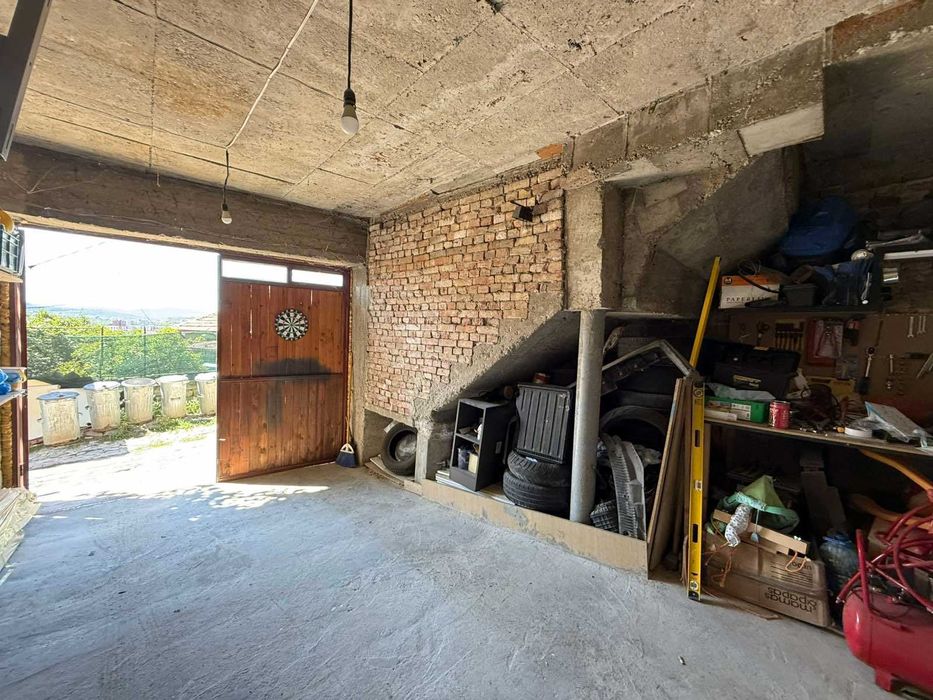 Продава се Къща в Велико Търново, Варуша - 250 кв.м за 1680 €/кв.м - Снимка #17