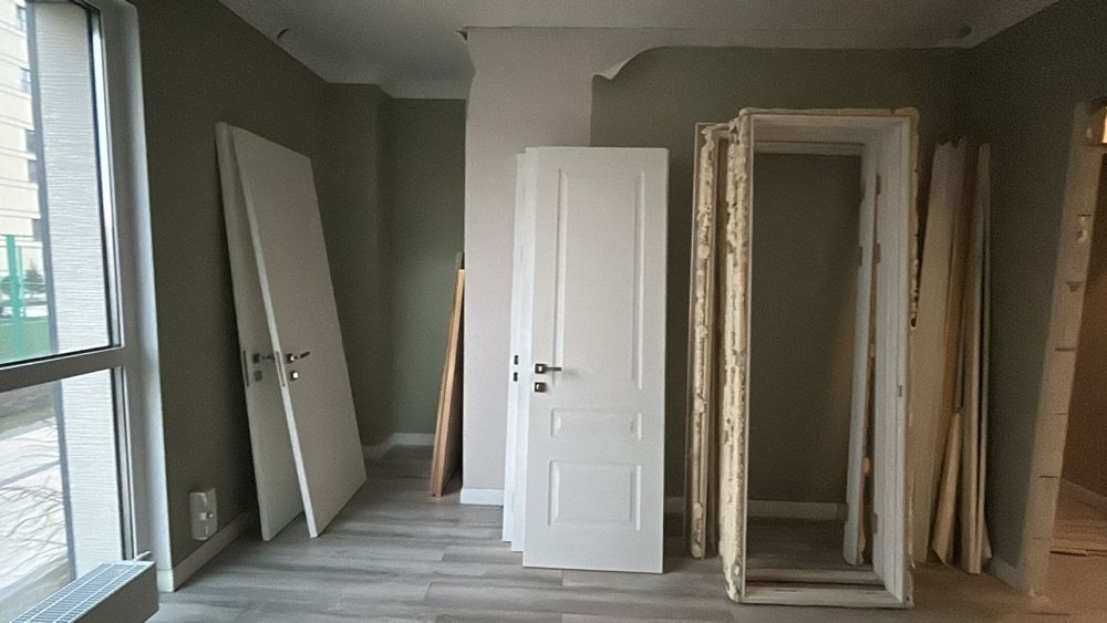 Двери в сборе идут