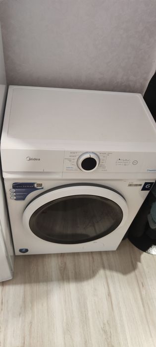 Продам Стиральную машину Midea