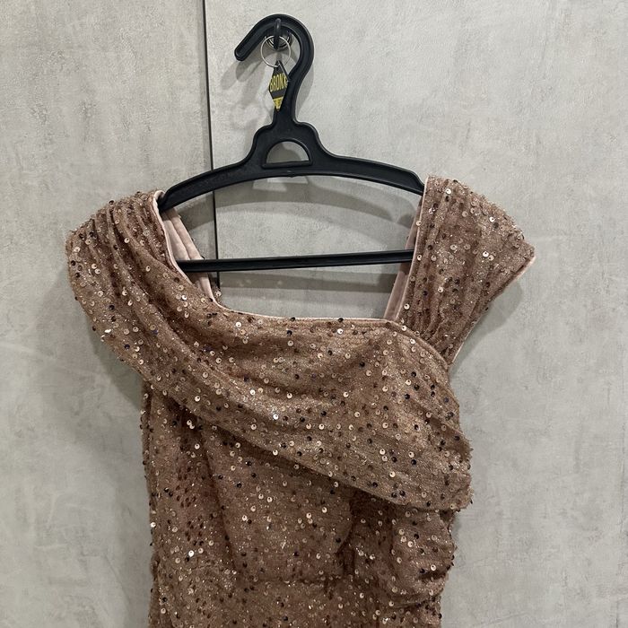 Красивое вечернее платье новое