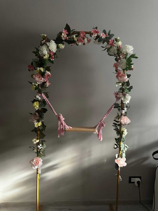 Arcada de flori artificiale