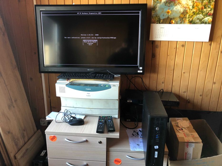 HP EliteDesk 705 G2 SFF,AMD PRO A8 8650B 3200MHz 8MB,16GB Ram,NO hard