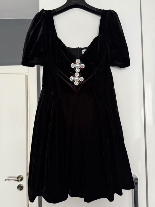 Рокля Self portrait; Сако Elisabetta Franchi