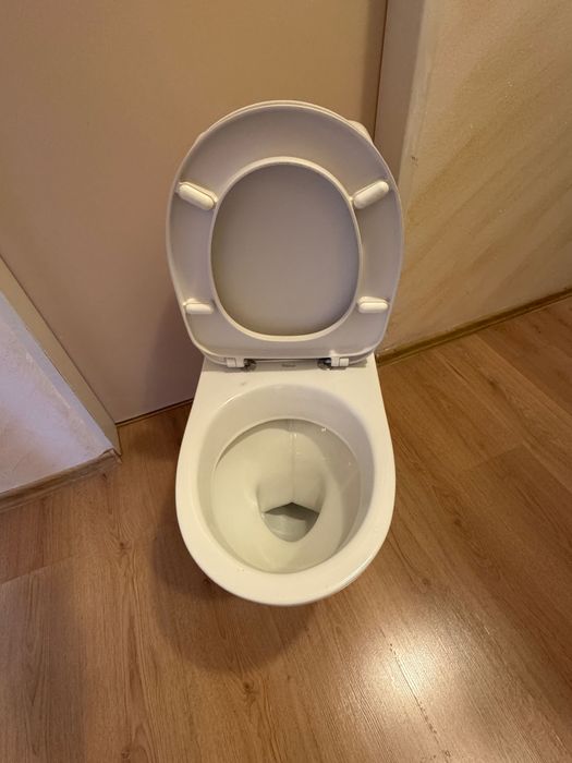 Тоалетна Моноблок VIDIMA KORONA