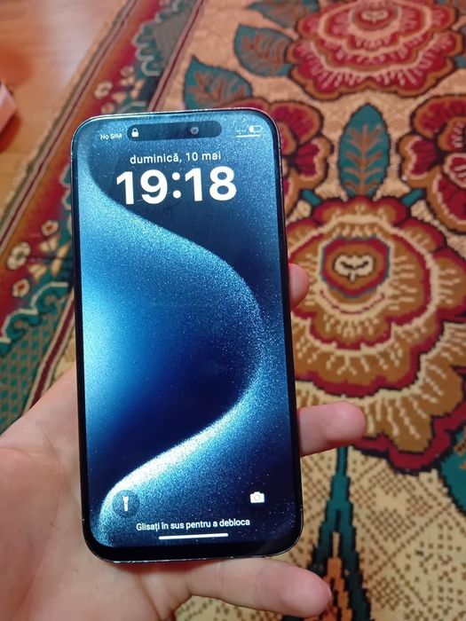 Vând iphone 15 pro max