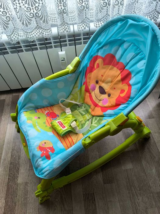 Бебешки шезлонг-люлка Fisher Price