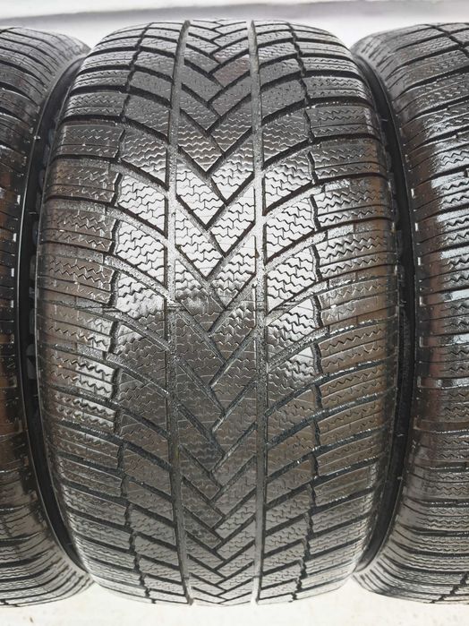 Anvelope 255/45/18 an 2023 iarna M+S BRIDGESTONE BLIZZAK LM005