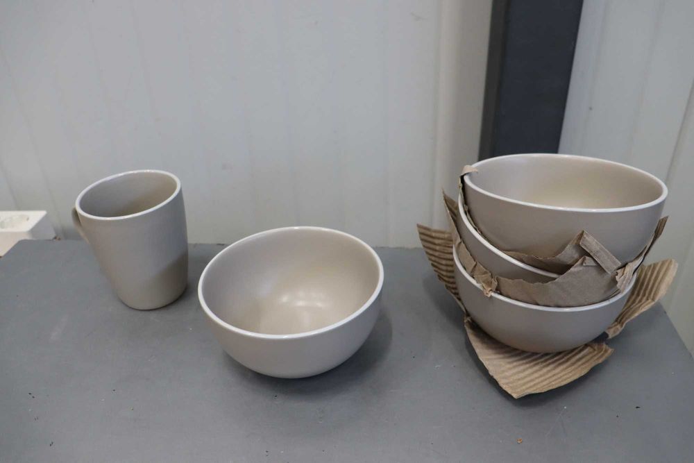 Комплект посуда Oslo - тъмно сив - 16 части, купи, чаши, чинии