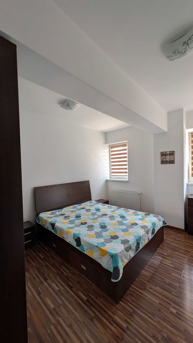 Vând apartament decomandat zona 9 mai