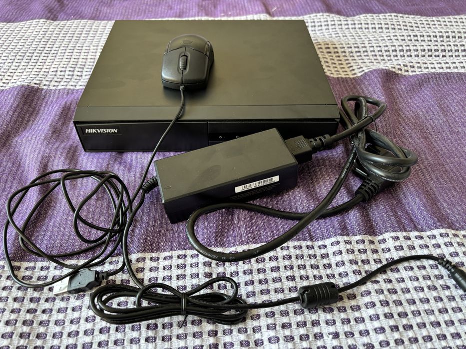 NVR Hikvision DS-7104NI-Q1/4P/M
