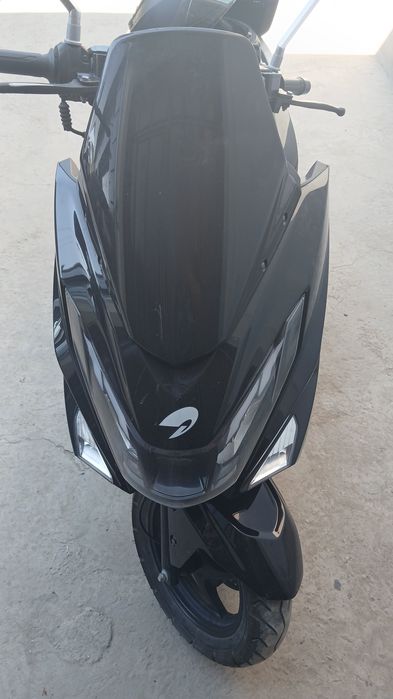 Skuter sotiladi 150 kub Tiger modeli