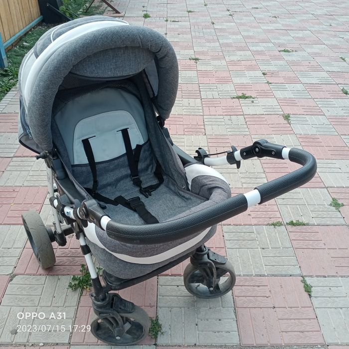 Продам коляску детскую