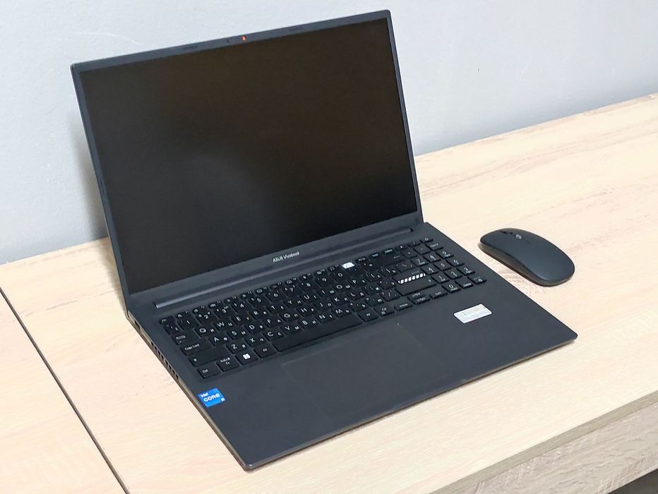 Продается ноутбук Asus Vivobook 15