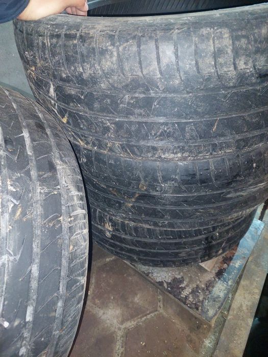 Продам диски с резиной 15х205х70