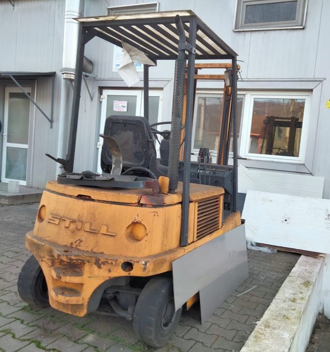 Motostivuitor STILL pe GPL
Dotat cu translație stânga-d