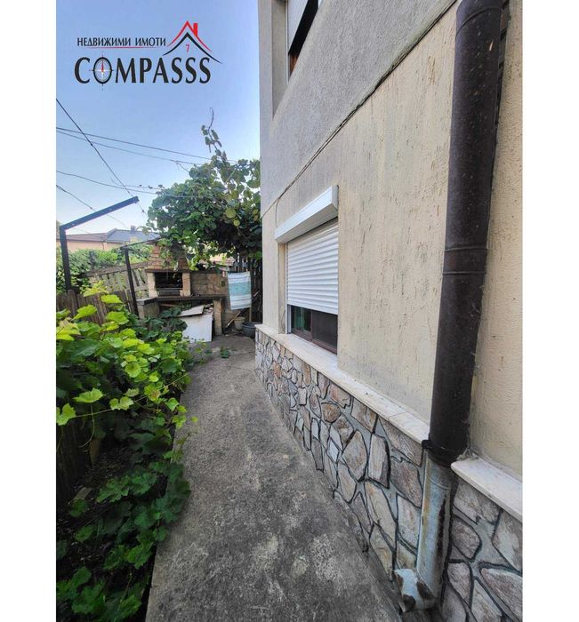 Гр. Добрич, ПИНЕТА-Хуманитарна гимназия, етаж от къща  – 127000лв!