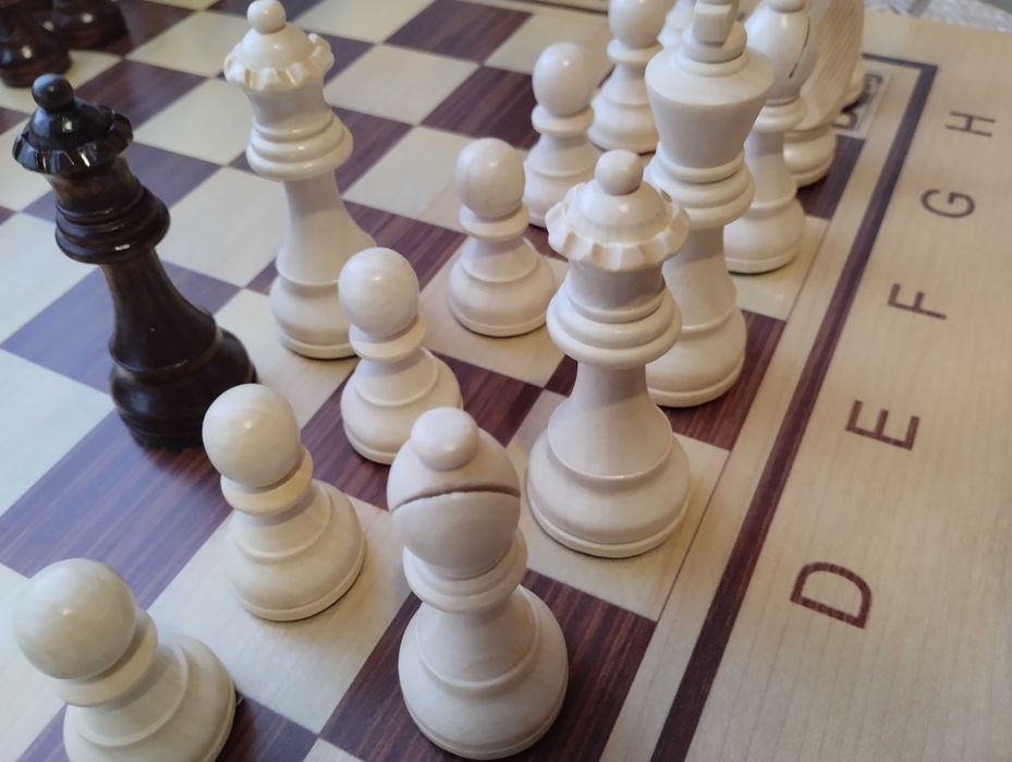 Шахматен комплект