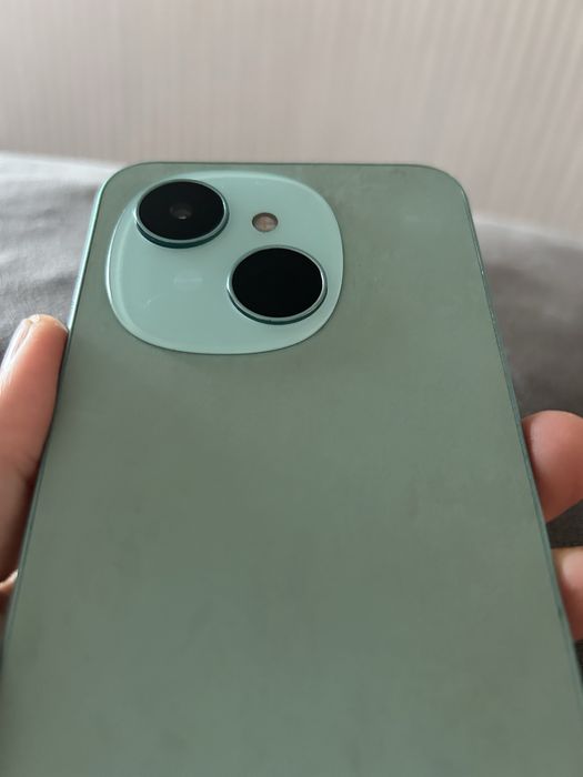 Продам телефон андройд