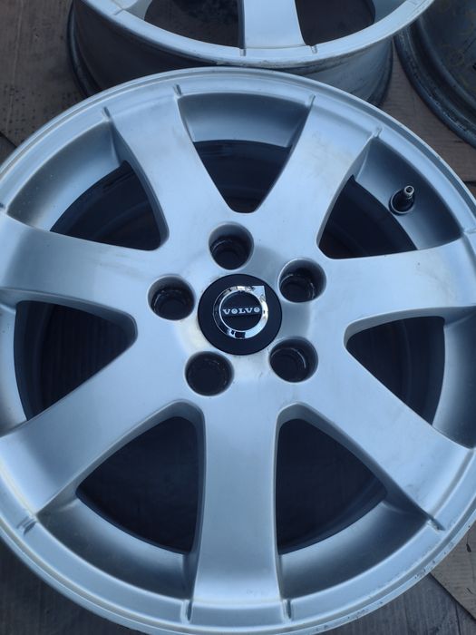 Топ състояние 16-5х108 ЕТ52.5 6.5j Volvo  S40