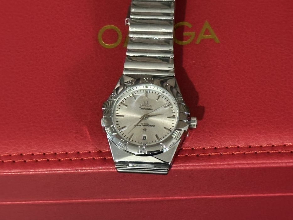 Нов Мъжки Часовник Omega Constellation 39mm с кутия