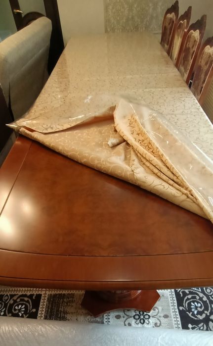 Продам большой стол!