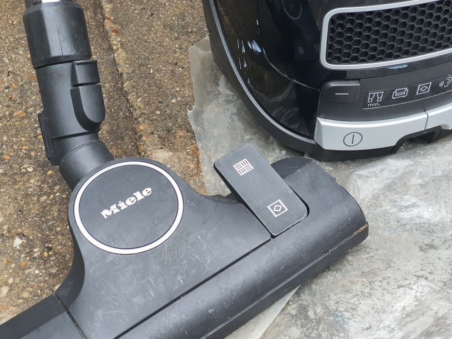 Aspirator Miele Complete C3 select 900w