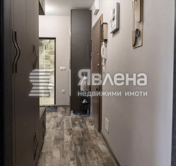 Продава се Тристаен апартамент в Варна, Възраждане 3 - 74 кв.м за 2149 €/кв.м - Снимка #10