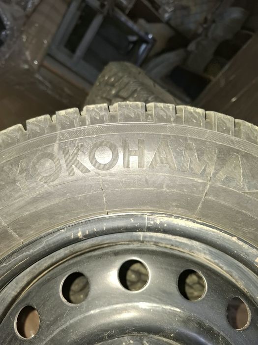 Зимняя резина R14 Yokohama