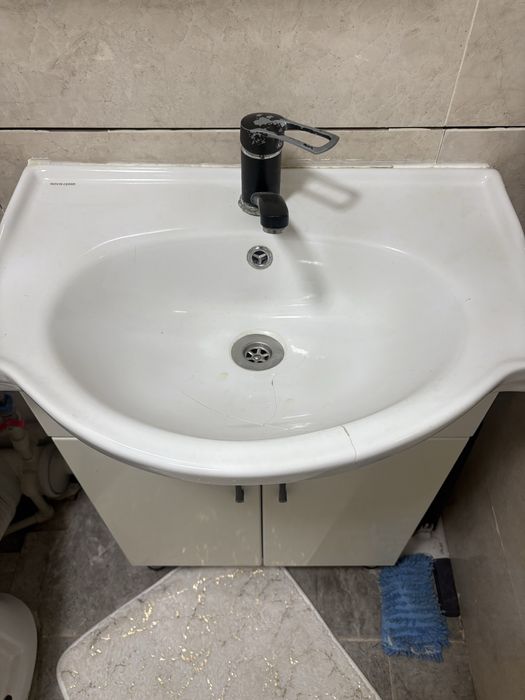 Раковина со шкафом