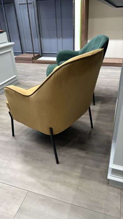 Мебел для гостинной и для магазина