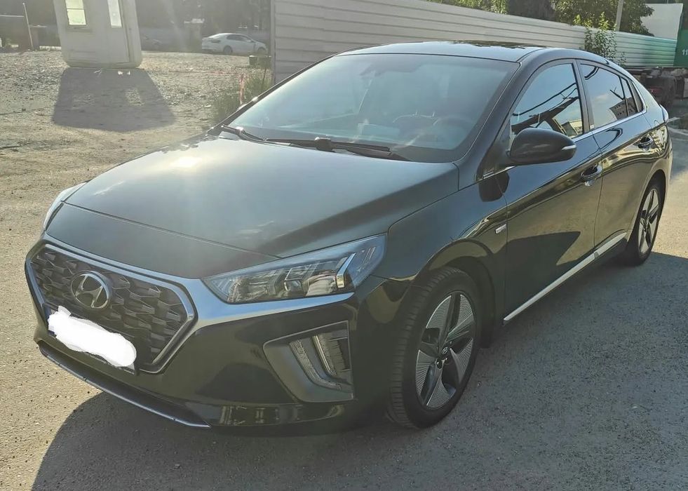 Hyundai IONIQ Vand Hyundai Ioniq, Stare foarte buna, Automat, August 2020